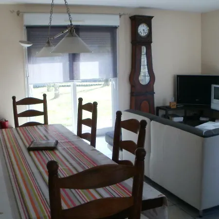 A St Germain D Esteuil 33340 Saint-Germain-dʼEsteuil