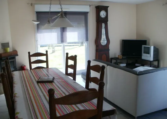 A St Germain D Esteuil 33340 Saint-Germain-dʼEsteuil